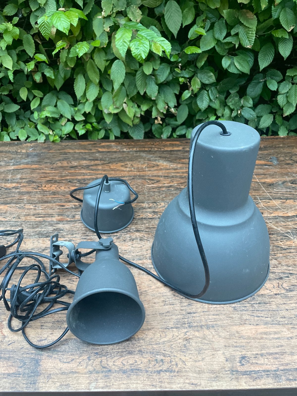 IKEA hanglamp en wandlamp - Grijs metaal, Ophalen of Verzenden, Gebruikt, Metaal, E27 (groot)
