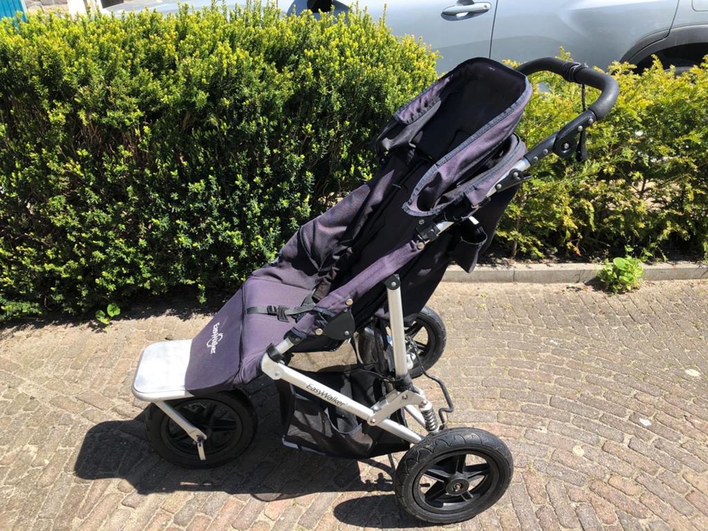 Easywalker Sky (driewieler buggy) zwart, Kinderen en Baby's, Buggy's, Ophalen, Zo goed als nieuw, Overige merken, Regenhoes