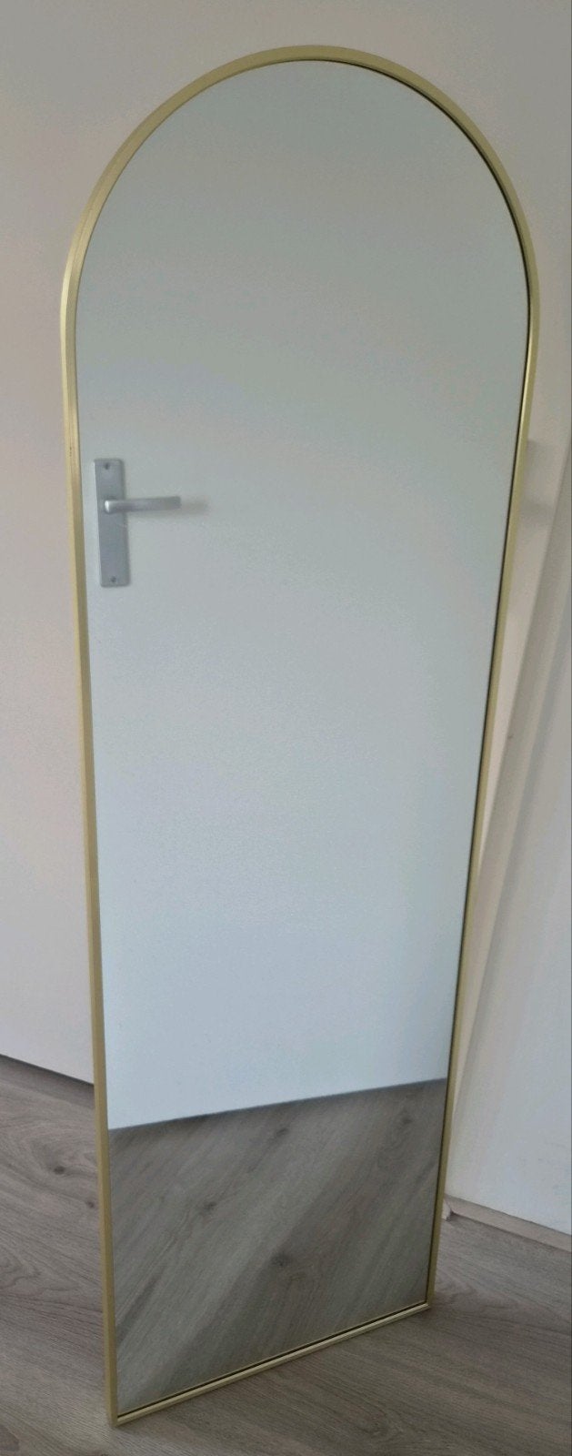 Passpiegel Arch - goudkleurig aluminium - 145x45 cm, Ophalen, Minder dan 50 cm, 100 tot 150 cm, Zo goed als nieuw