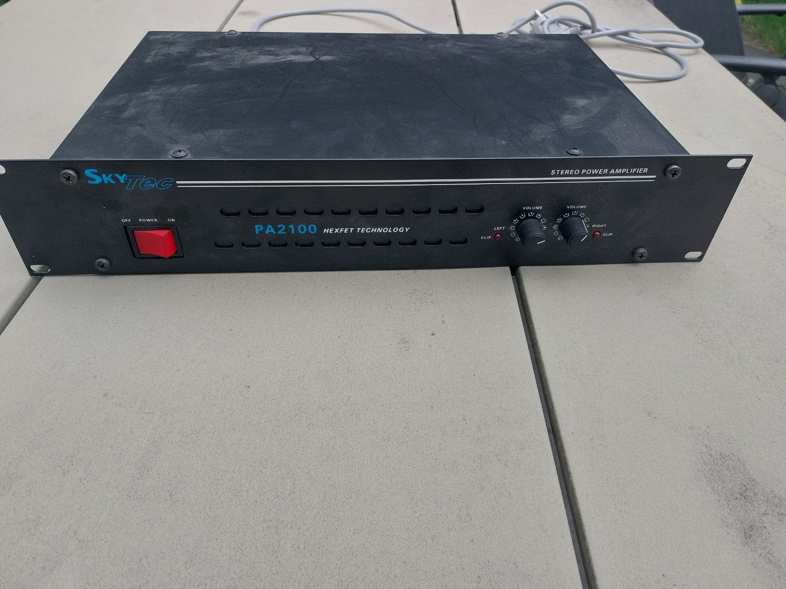 Skytec PA2100 versterker - 2x100W, Overige merken, Gebruikt, Ophalen of Verzenden, 60 tot 120 watt