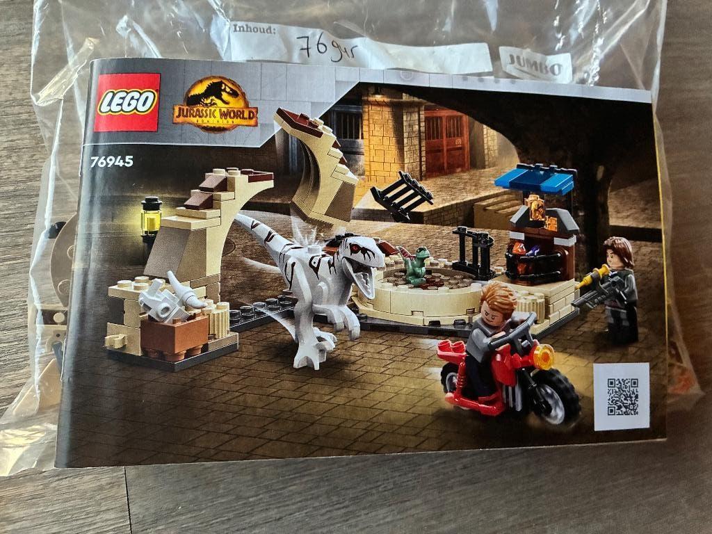 Lego 76945 compleet, Jurassic World, Lego, Compleet, Ophalen of Verzenden