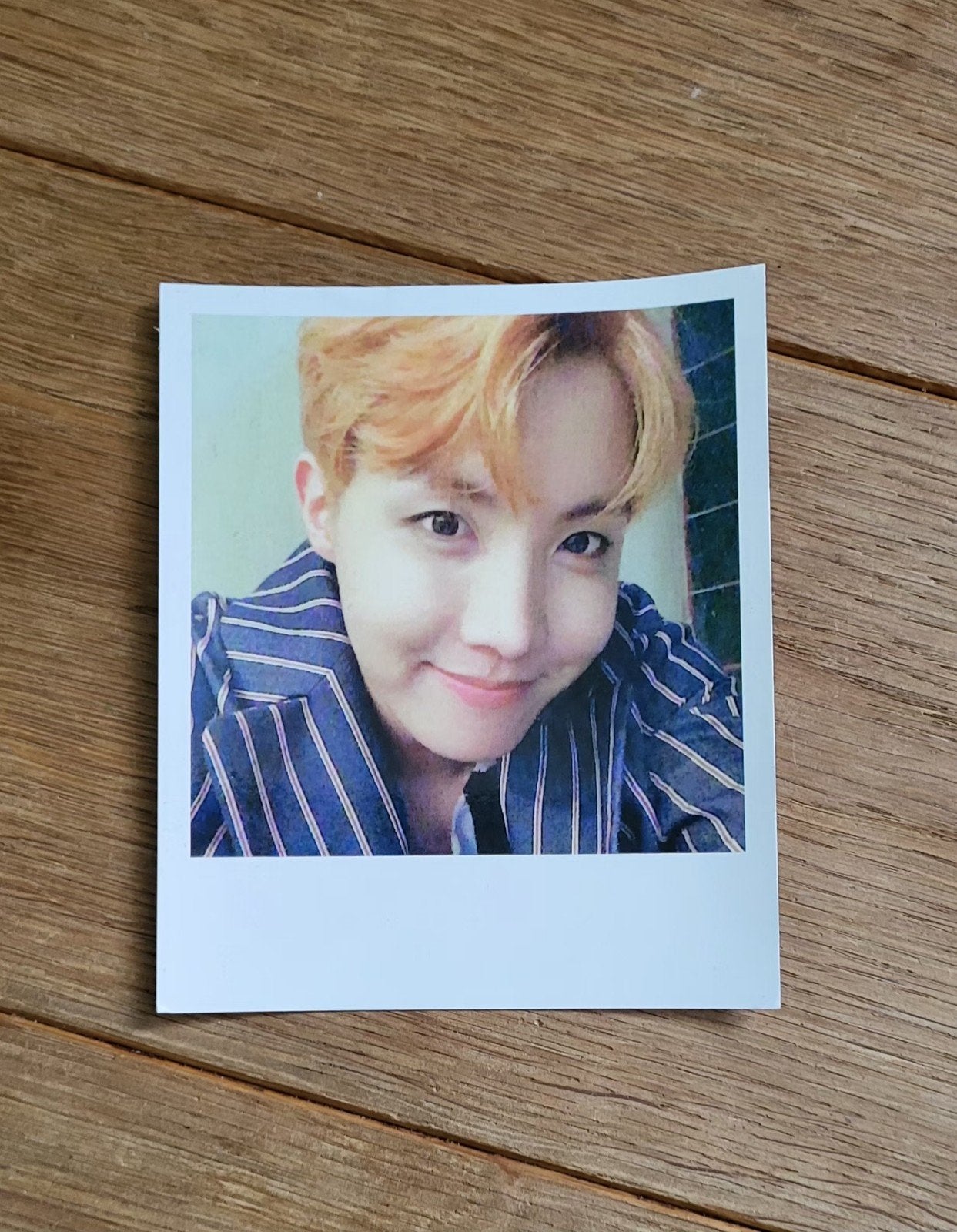 BTS J-Hope Photo Card, Ophalen of Verzenden, Zo goed als nieuw, Foto of Kaart, Gesigneerd