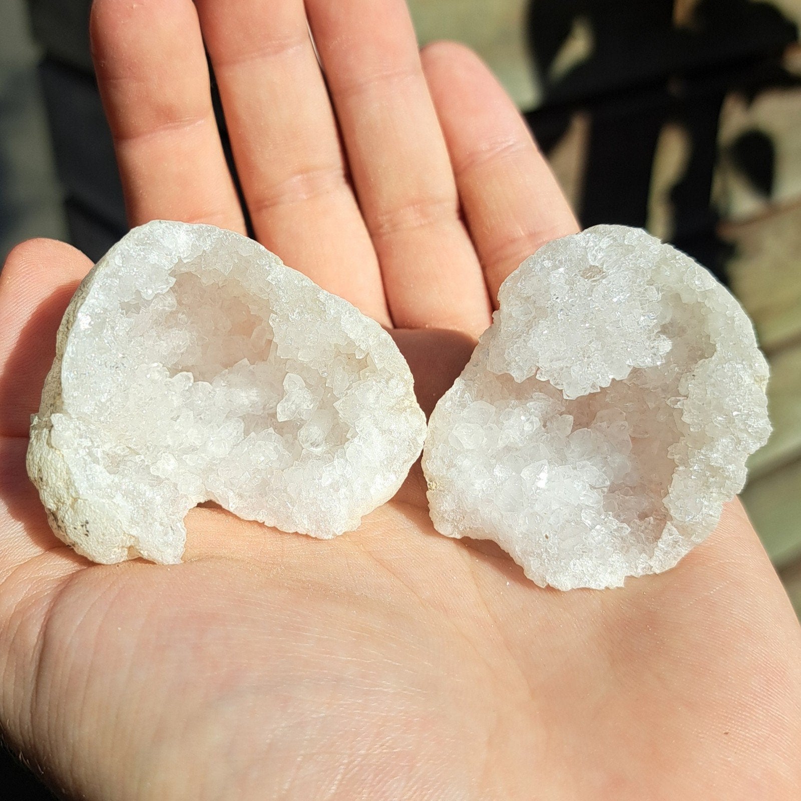 Geode set met veel kristallen edelsteen geodes edelstenen, Verzamelen, Ophalen of Verzenden