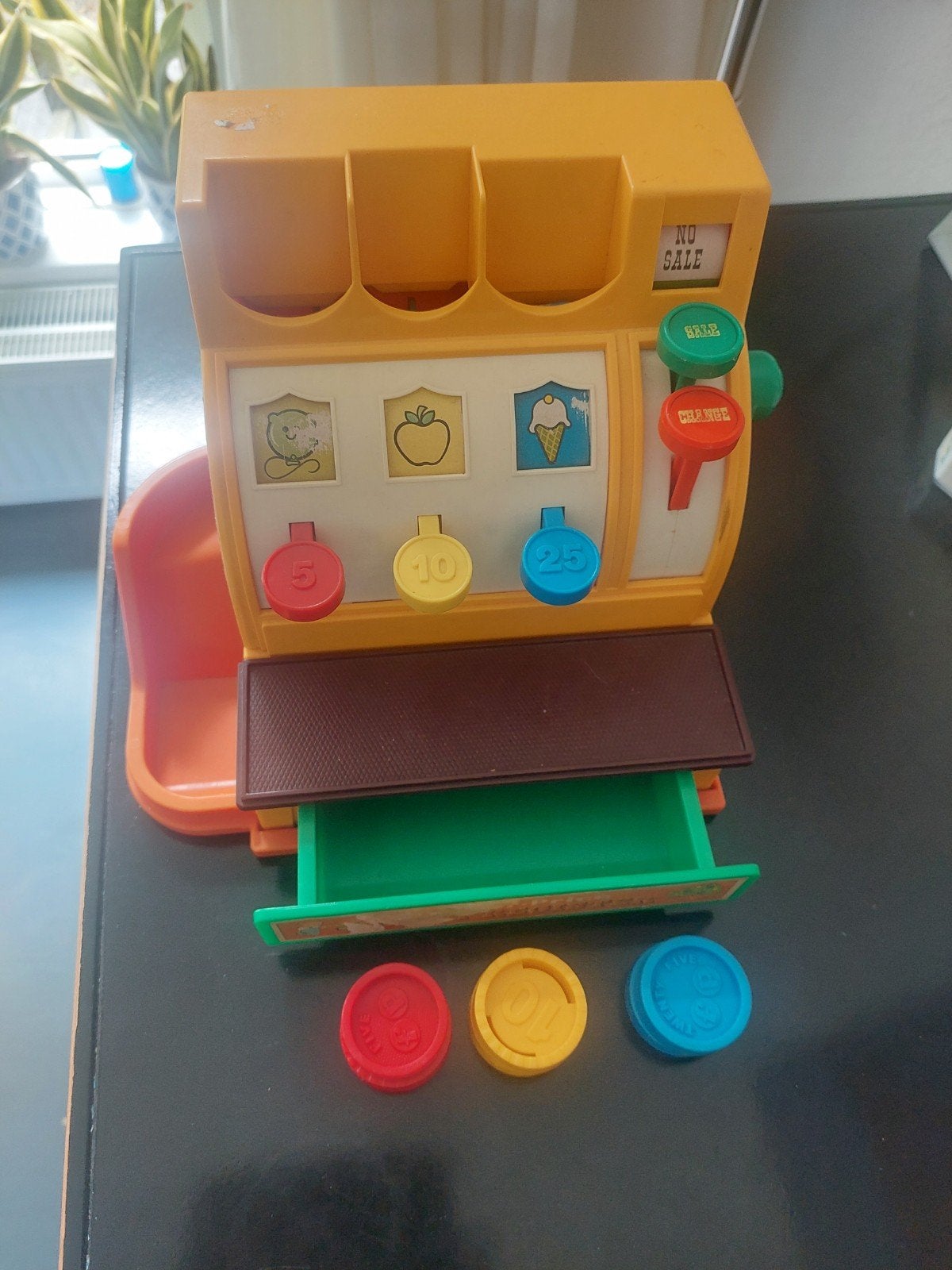Vintage Fisher Price kassa met 6 muntjes 10 euro, Kinderen en Baby's, Ophalen of Verzenden, Gebruikt, Speelset