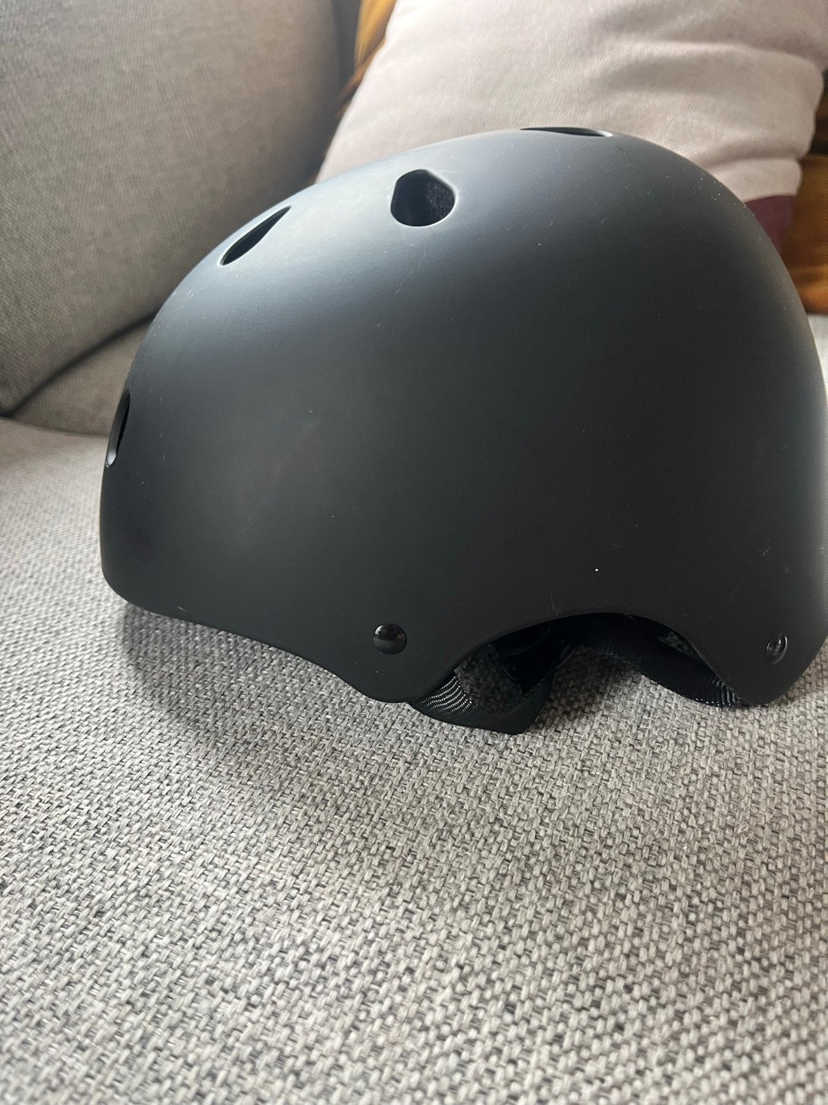 Zwarte fietshelm / skatehelm kinderen, Ophalen of Verzenden, Gebruikt, M, Heer of Dame