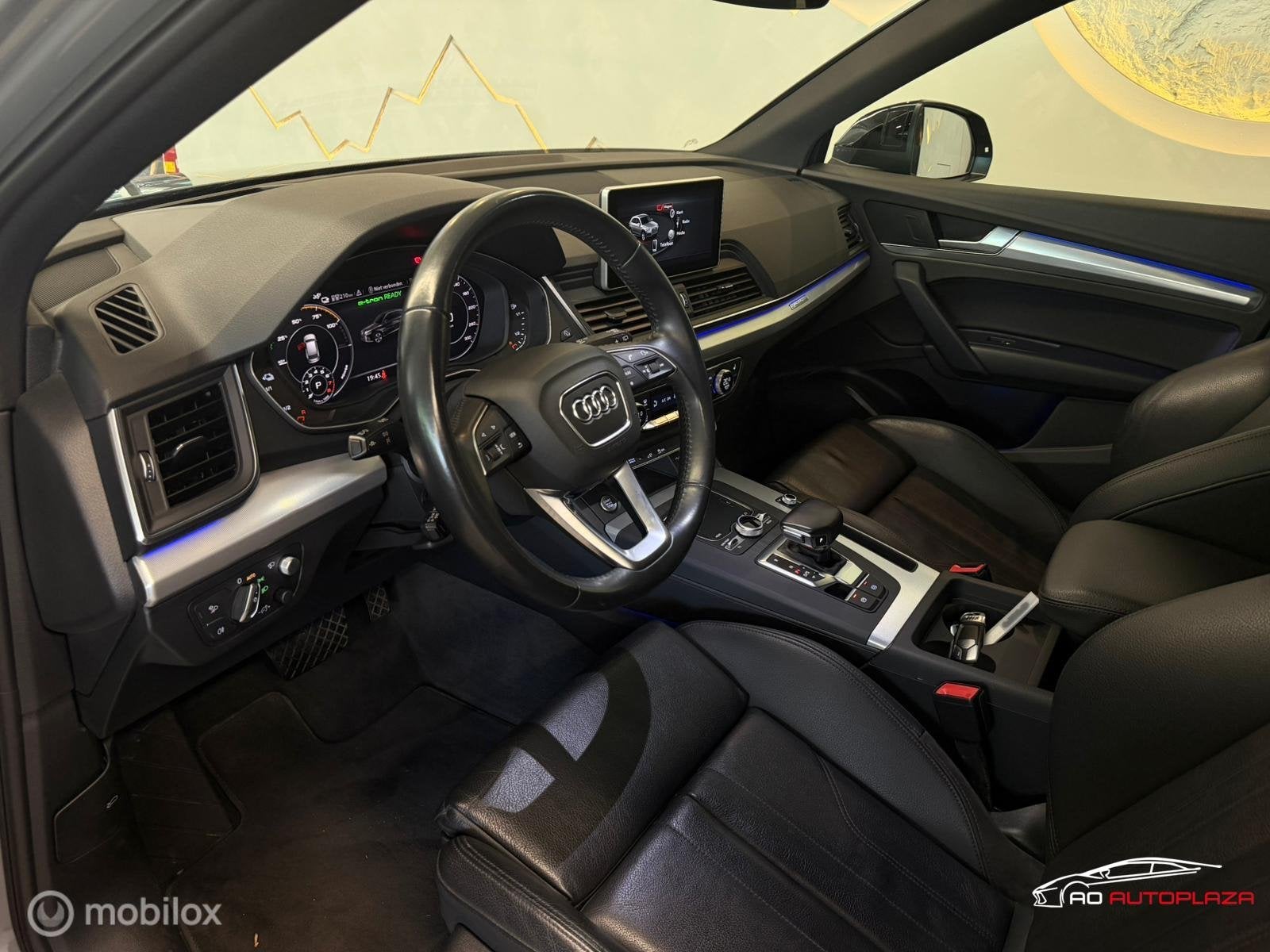 Audi Q5 50 TFSI e quattro S-line Panorama/SQ5 diffuser/HUD/L, Auto's, Audi, Automaat, 2005 kg, 1750 kg, Zwart