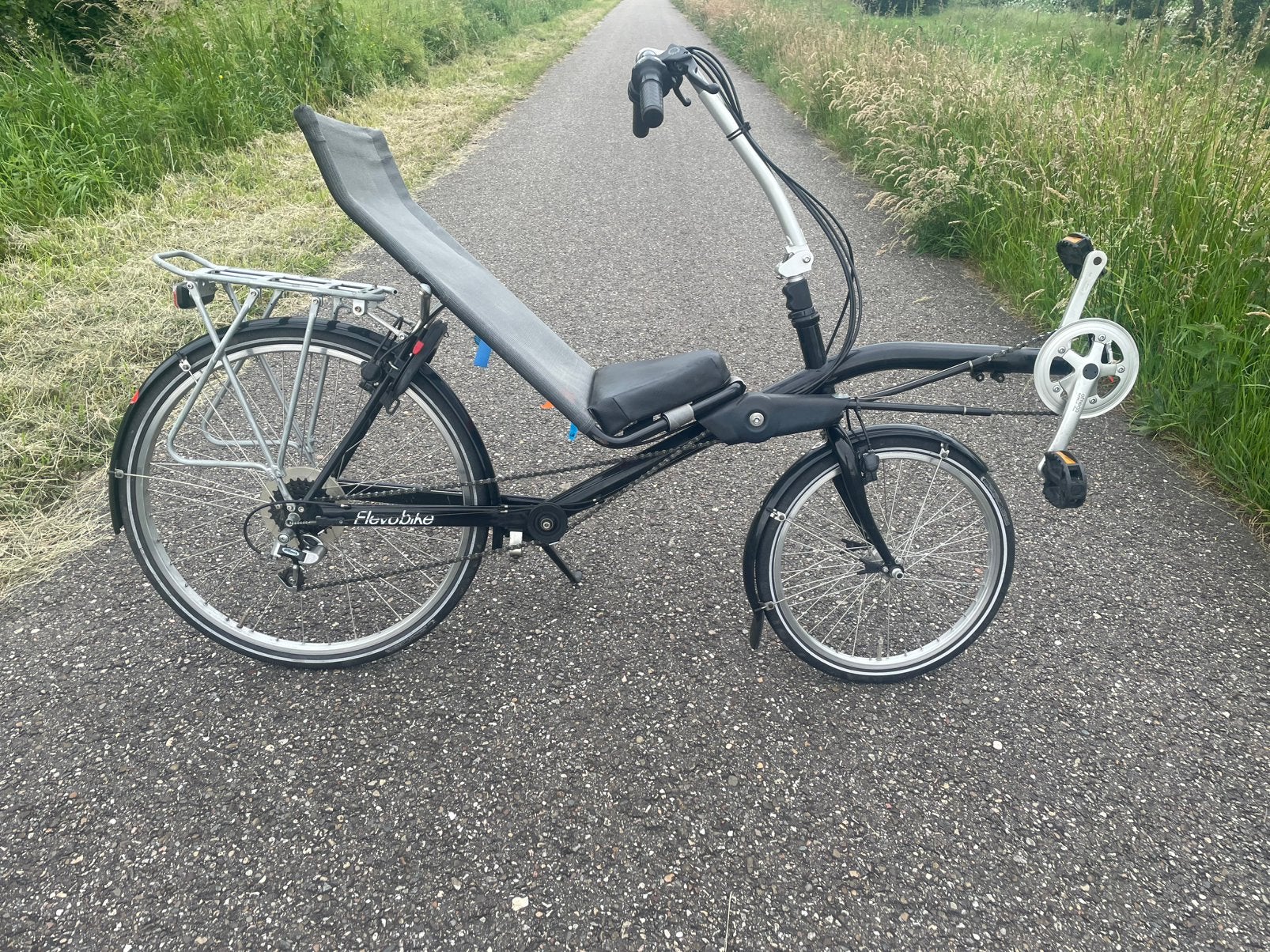 Flevobike Ligfiets Zwart - 3x7 Versnellingen vakantie fiets, Ophalen, Gebruikt, Bovenstuur, Flevobike