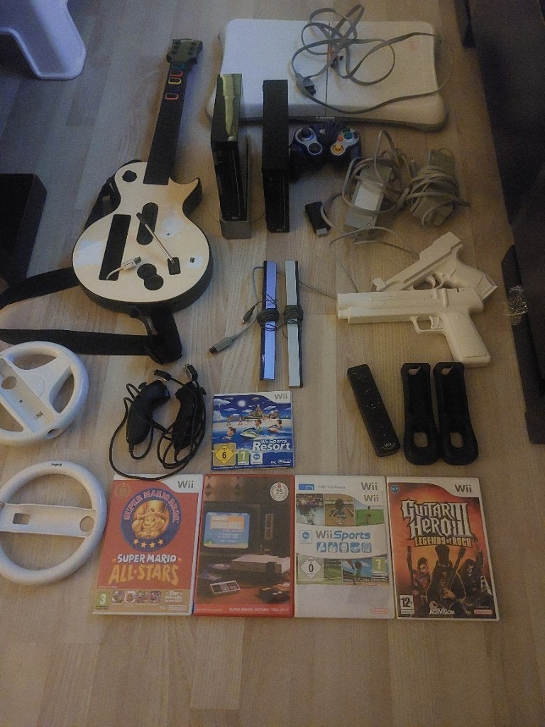 2x wii met spellen, Ophalen, Gebruikt, Overige genres, 2 spelers