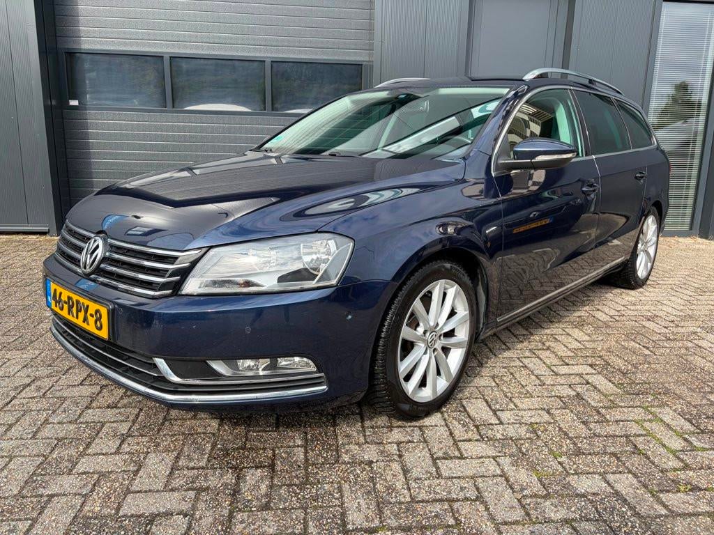Volkswagen Passat Variant 1.8 TSI Highline, Keyless, Navi, C, Voorwielaandrijving, Gebruikt, Zwart, 4 cilinders