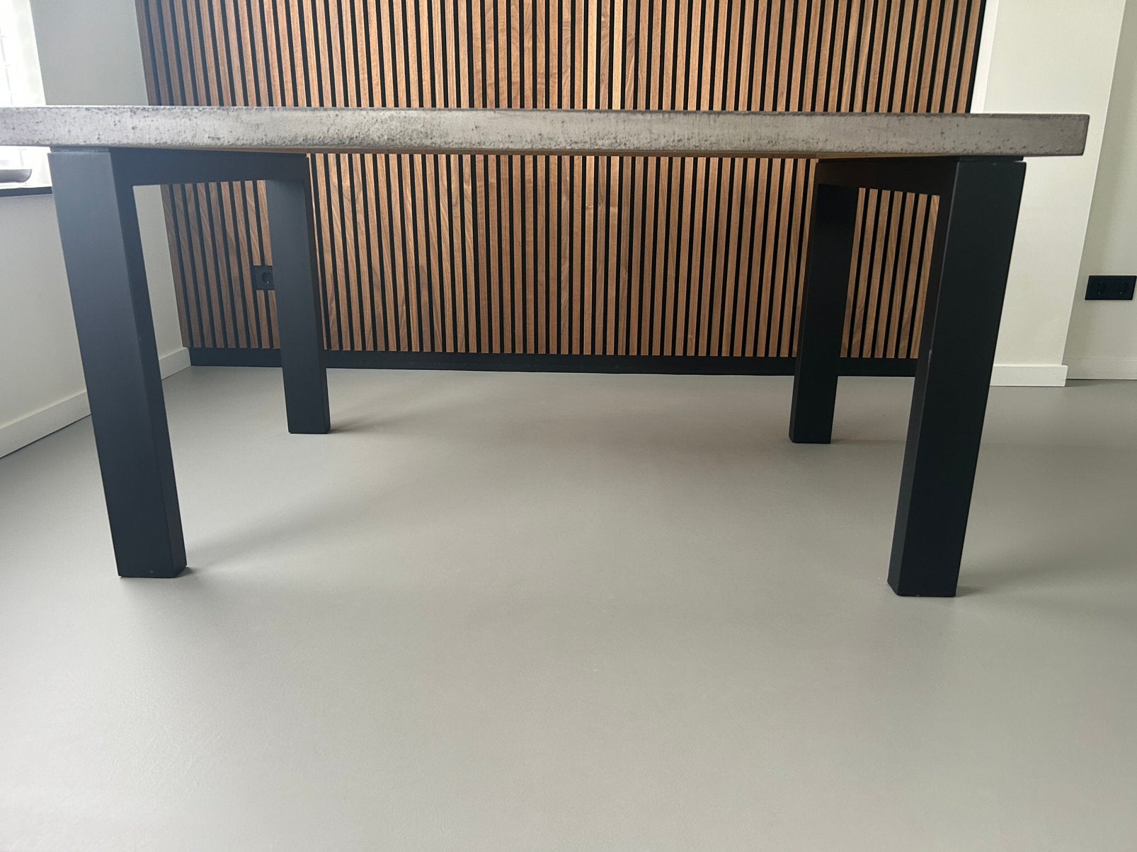 XOOON eettafel betonlook 160x90, Ophalen, 50 tot 100 cm, Zo goed als nieuw, Modern