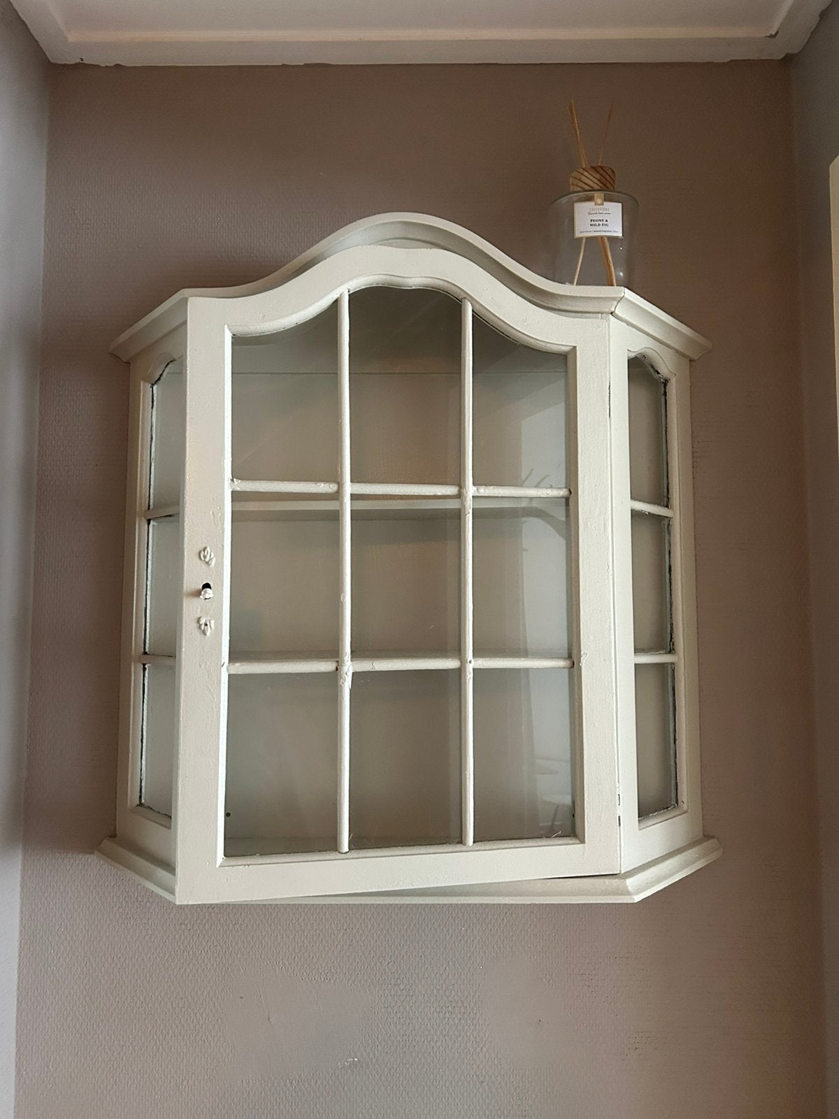 Wand vitrine kastje, Huis en Inrichting, Ophalen, Gebruikt, 50 tot 100 cm, Minder dan 100 cm