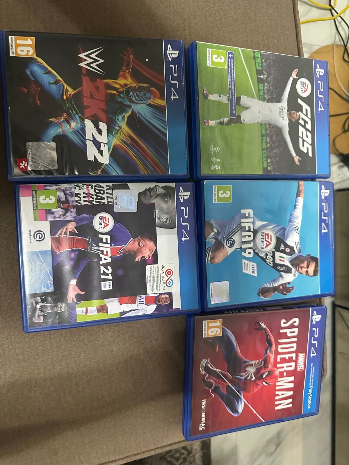 PS4 Games: FIFA, Spider-Man, WWE 2K22 - Diverse Collectie, Spelcomputers en Games, Games | Sony PlayStation 4, Ophalen, Gebruikt