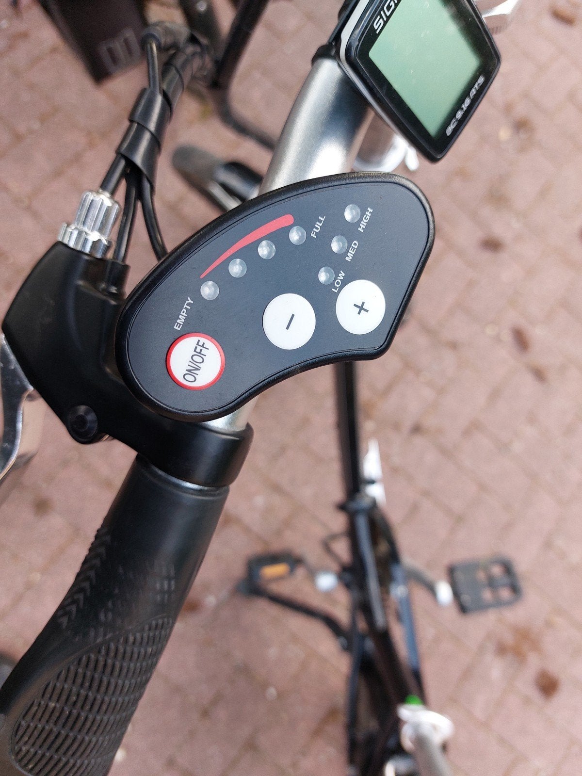 Foto 3 van 2 zeer goede als nieuw ebike vouwfietsen. SETPRIJS!