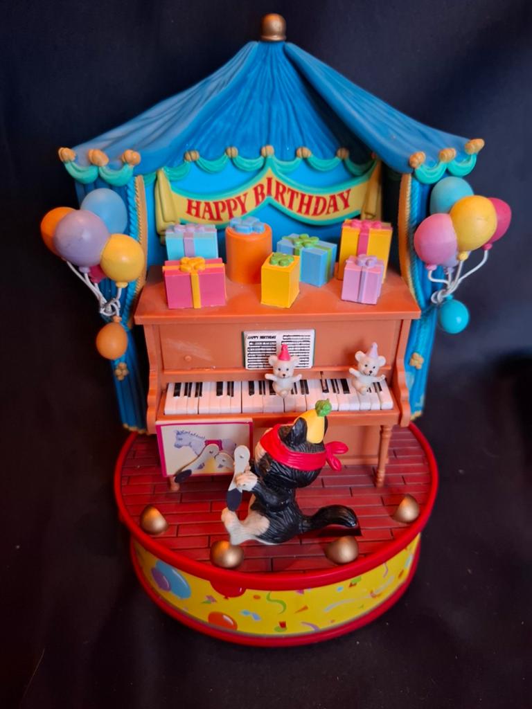 Vintage Enesco Muziekdoos 1989 "Birthday Party" + Ballonnen, Ophalen of Verzenden, Gebruikt