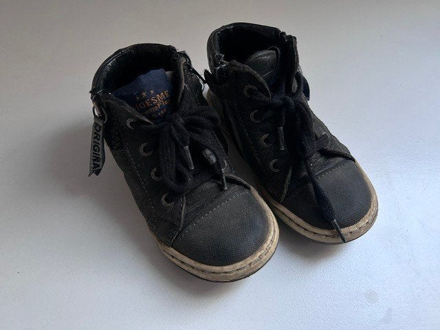 Schoentjes maat 24, Kinderen en Baby's, Kinderkleding | Schoenen en Sokken, Gebruikt, Jongen of Meisje, Schoenen, Ophalen of Verzenden