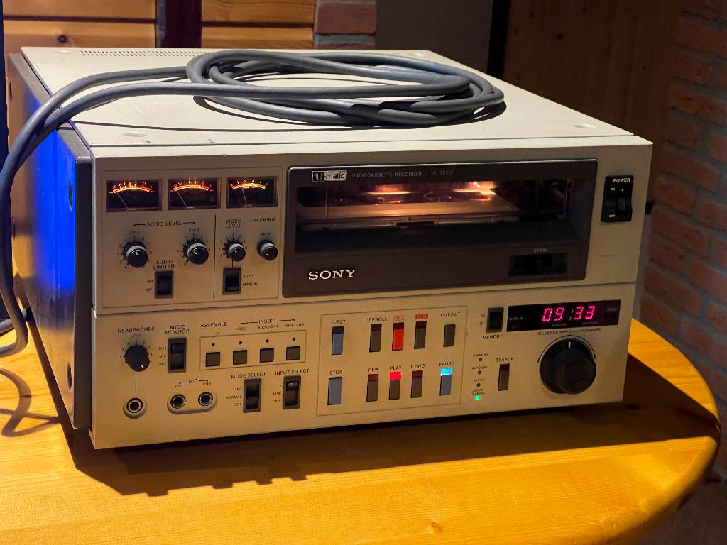2 SONY VO-5850P U-MATIC Recorder+CONTROL UNIT-werken perfect, Audio, Tv en Foto, Videospelers, Gebruikt, Overige typen, Ophalen of Verzenden