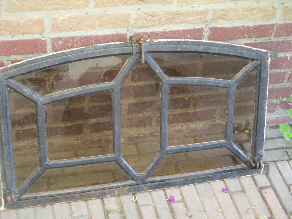 Glas in lood raam,v.a 65,00e, Ophalen, Gevelraam of Ruit, Gebruikt, Minder dan 80 cm