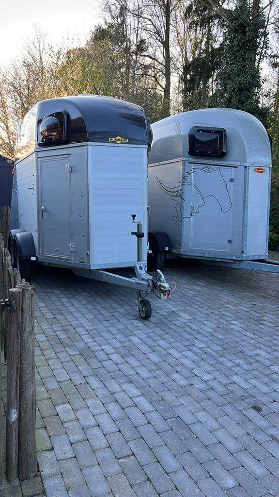 Paardentrailer te huur / verhuur, Dieren en Toebehoren, Paarden en Pony's | Overige Paardenspullen, Ophalen, Zo goed als nieuw
