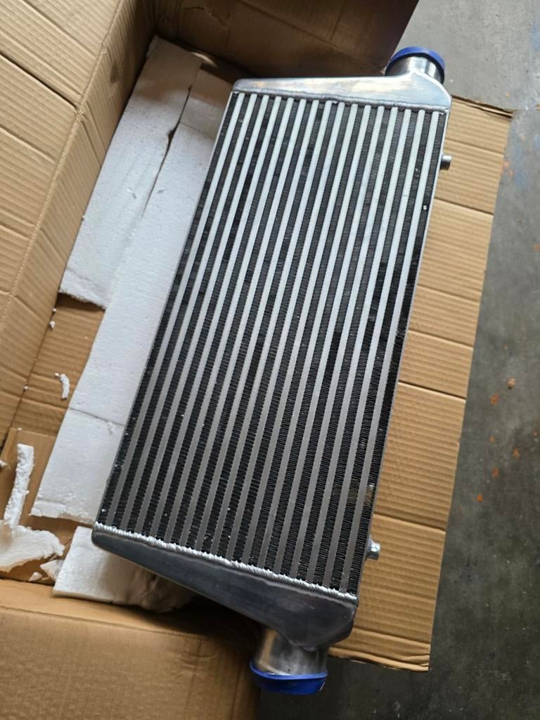 Nieuwe intercooler universeel 600x300x76, Ophalen of Verzenden, Nieuw