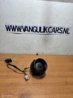 Kachelventilatormotor  Toyota Corolla (E12 ('02-'10, Gebruikt, Toyota, Ophalen of Verzenden