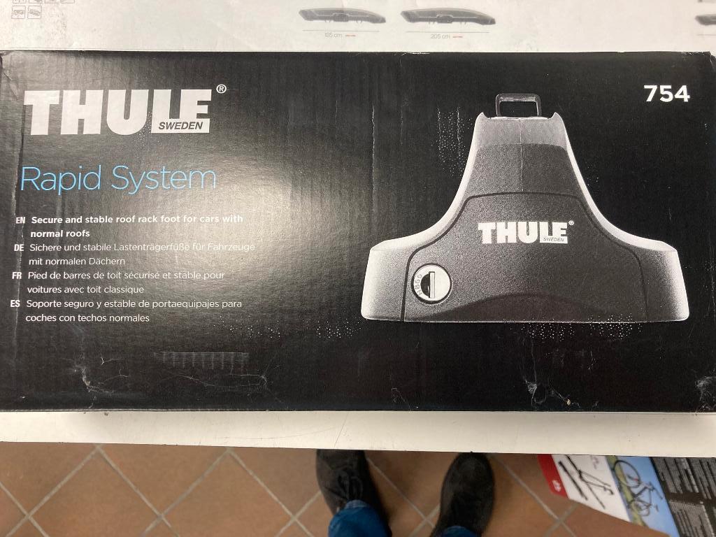 GRATIS----Thule voetenset 754 voor glad dak------GRATIS, Auto diversen, Dakdragers, Ophalen of Verzenden, Nieuw