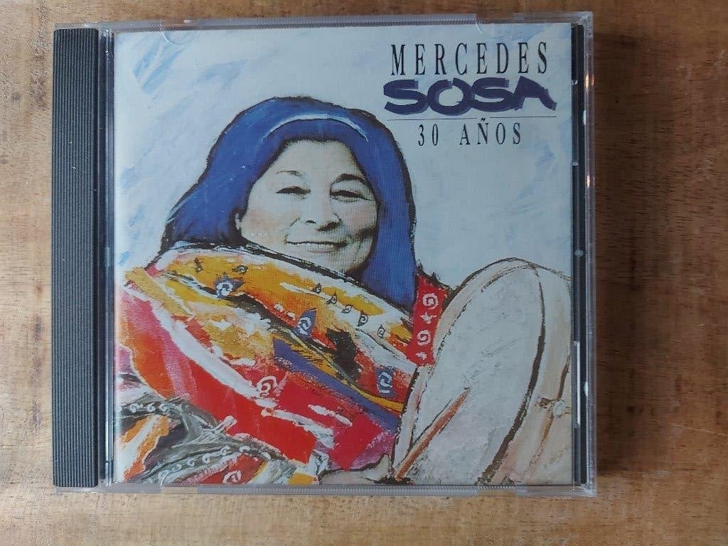 CD Mercedes Sosa - 30 Años, Ophalen of Verzenden, Zo goed als nieuw, Aziatisch