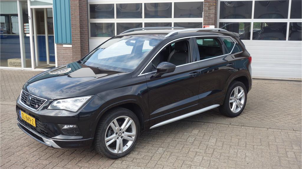 SEAT Ateca 1.5 TSI FR Business Intense (bj 2019, automaat), Auto's, Seat, 4 cilinders, Ateca, Zwart, Origineel Nederlands