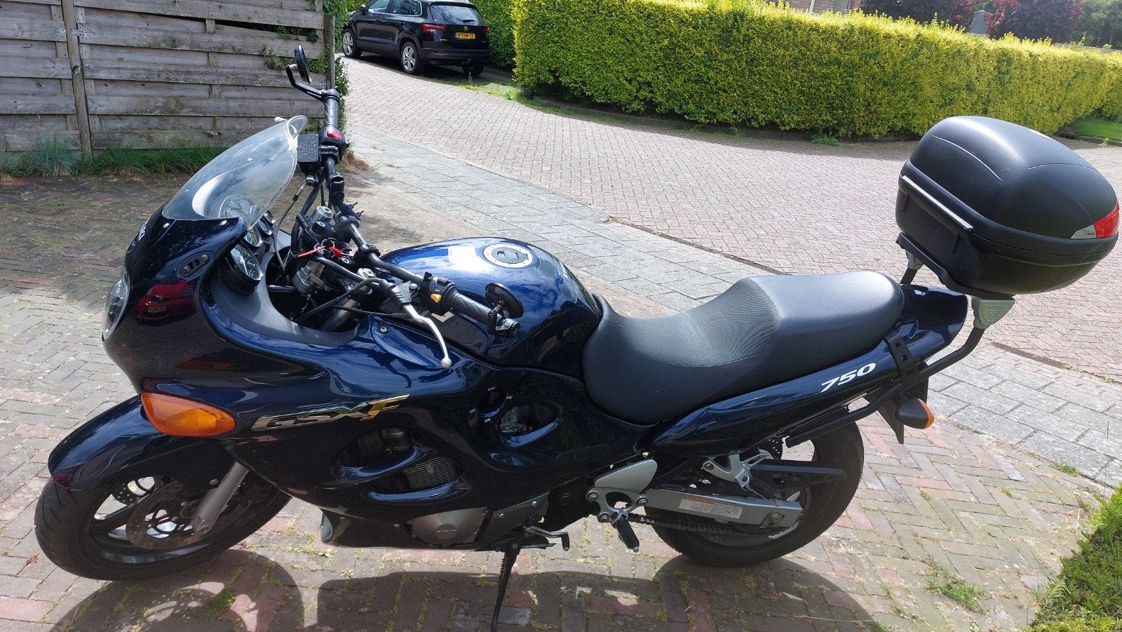 Mooie, goed lopende Susuki 750 GSX F, Particulier