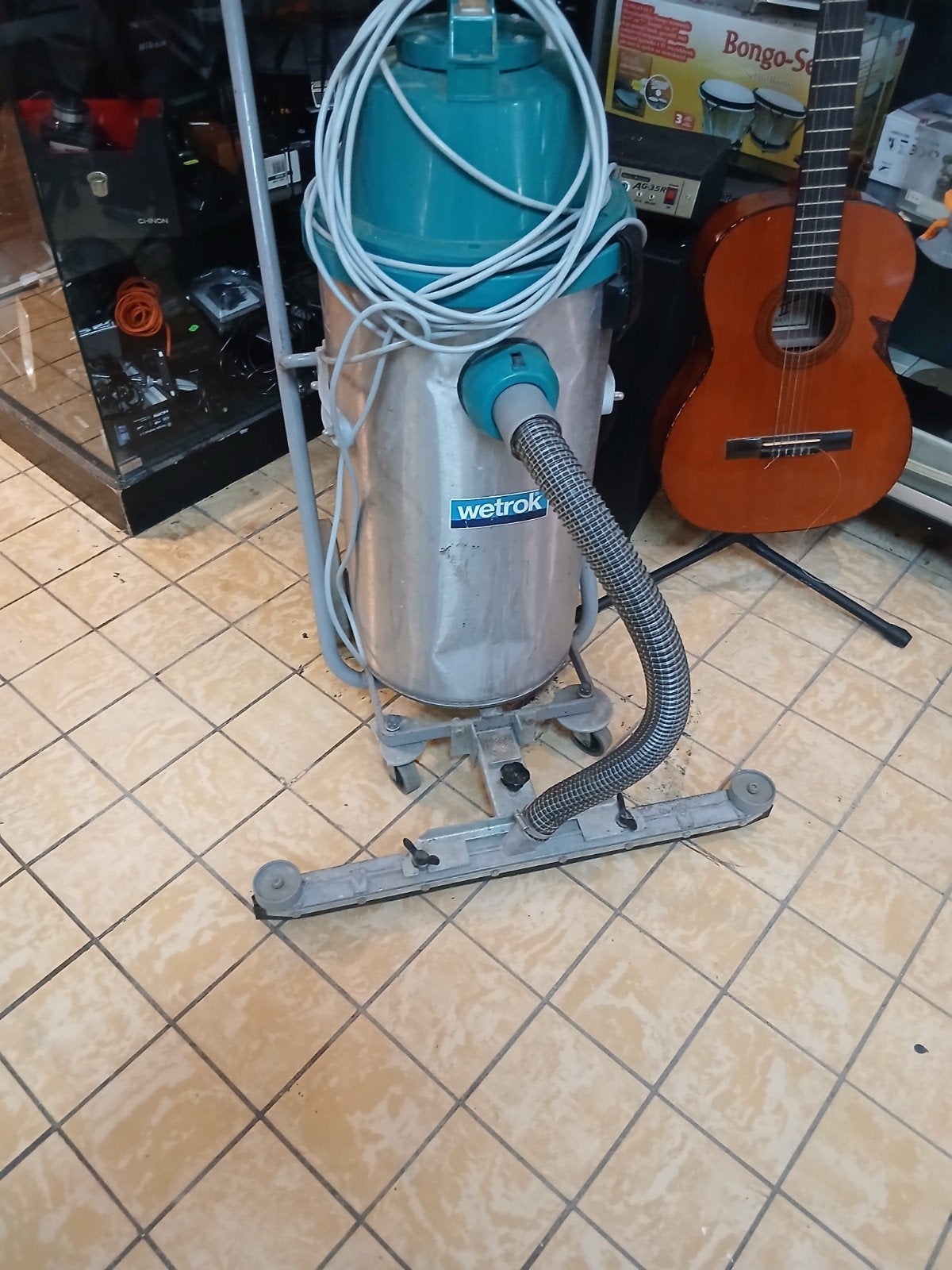 Industreel  water zuiger     goed werkend, Ophalen, Zo goed als nieuw