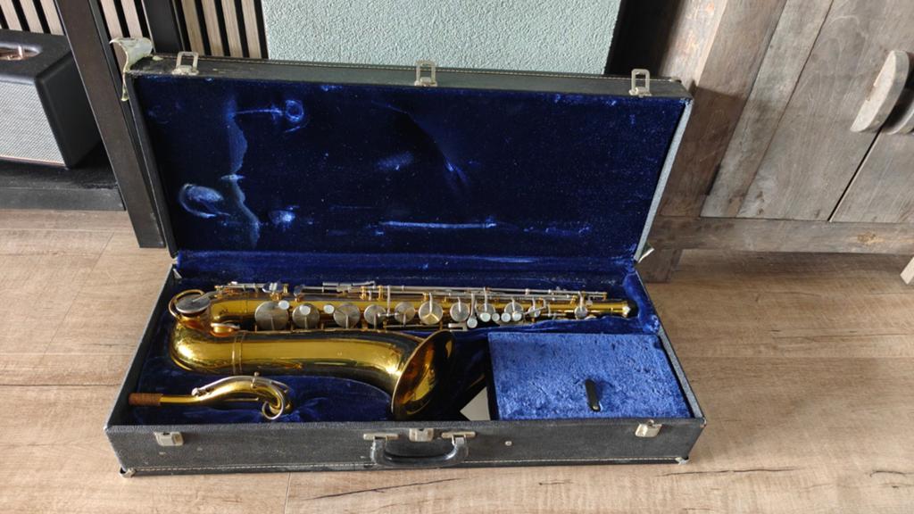 King Cleveland 615 saxofoon, Ophalen, Gebruikt, Tenor, Met koffer