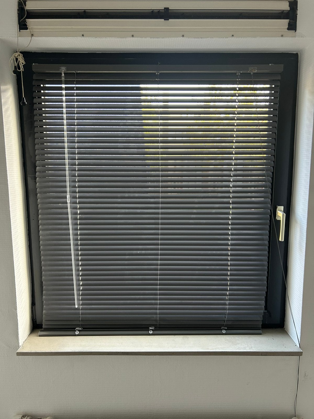 Antraciet aluminium luxaflex 100x130, Ophalen, Overige materialen, Gebruikt, 130 cm