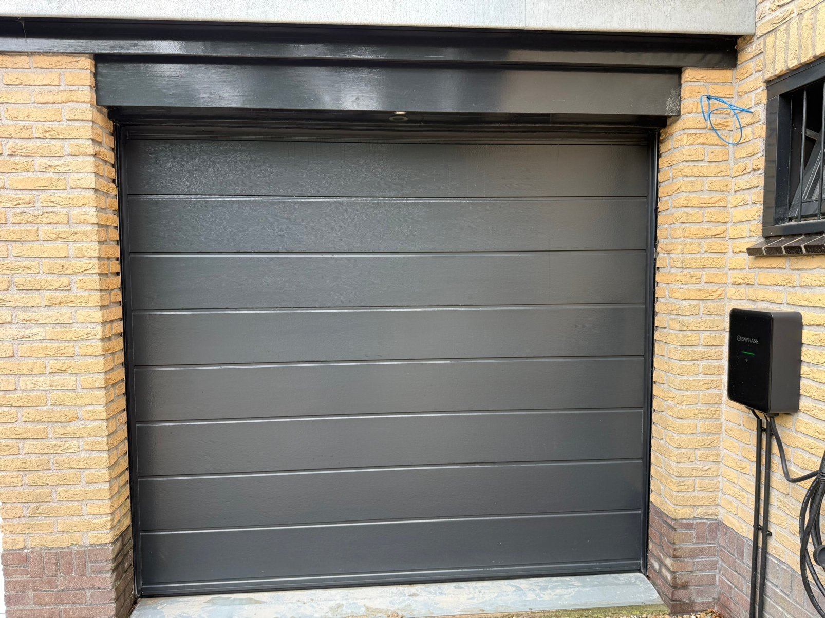 Stertil Garagedeur met Marantec motor, Ophalen, Kunststof, Gebruikt, 120 cm of meer