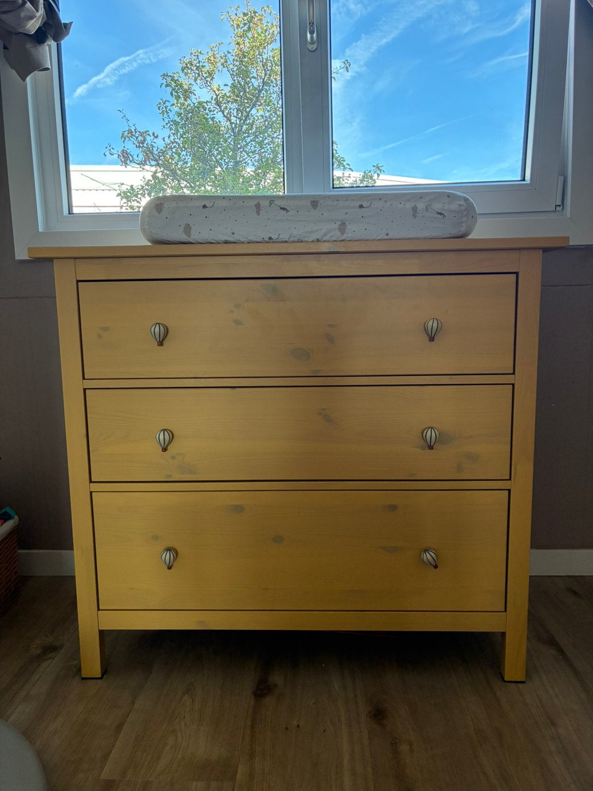 Ikea Hemnes ladekast/commode met Zara Home handgrepen, Ophalen, 5 laden of meer, Zo goed als nieuw, Minder dan 100 cm
