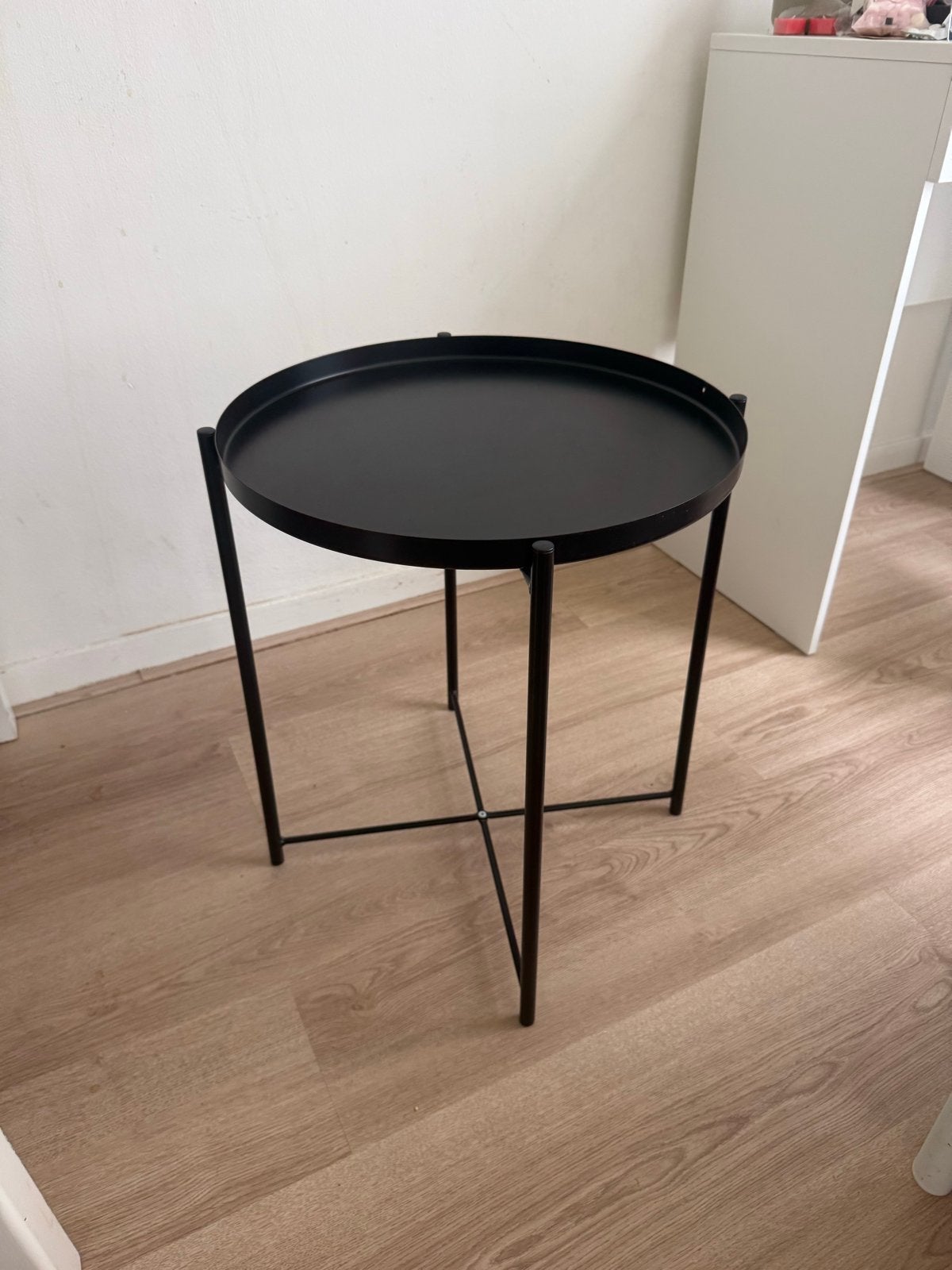 Zwart nachtkastje / bijzettafel, 45 tot 60 cm, Minder dan 55 cm, Gebruikt, Metaal of Aluminium