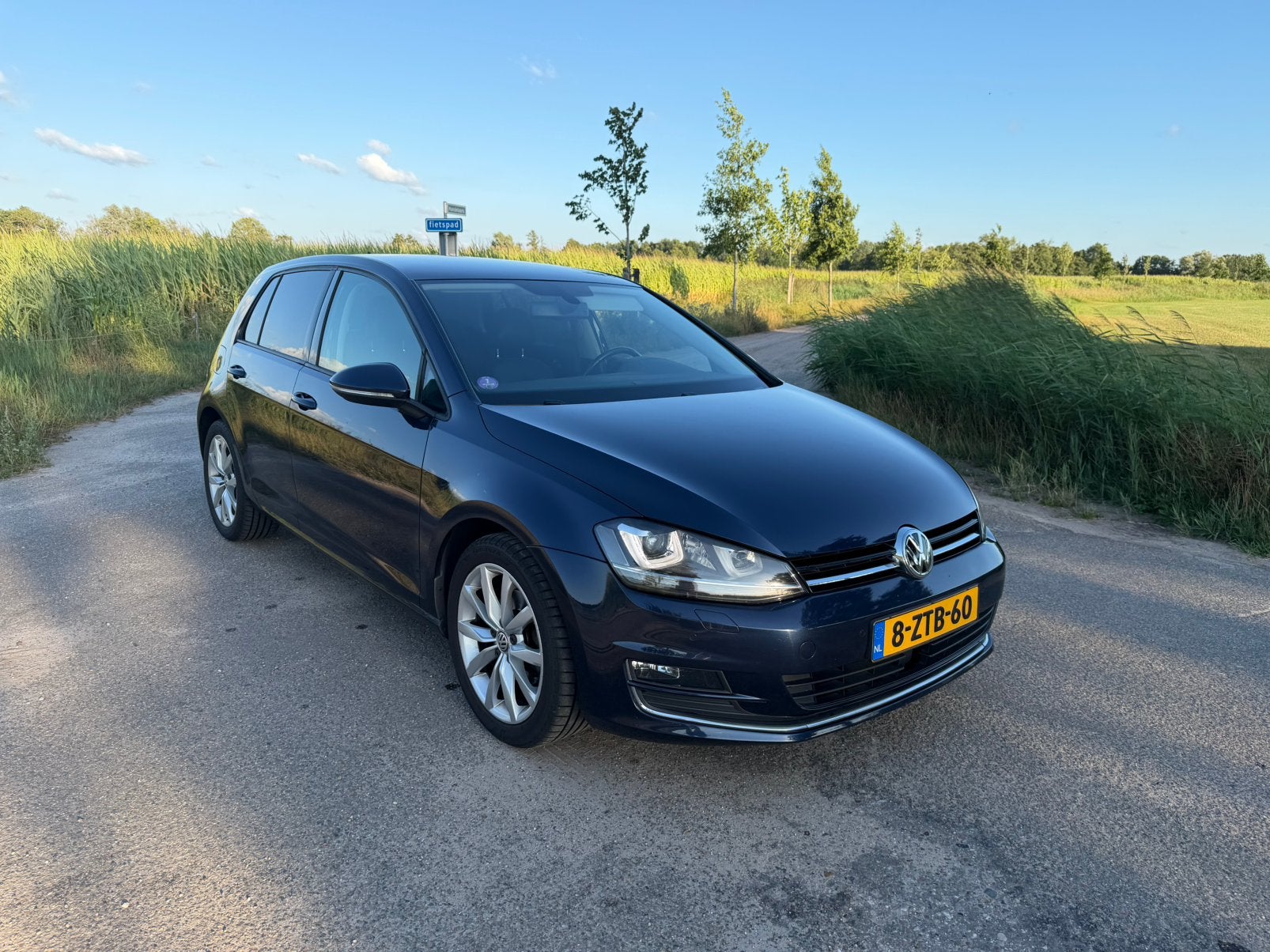 Volkswagen Golf 1.4 TSI 122PK 5D 2015 Blauw, Voorwielaandrijving, Regensensor, 4 cilinders, Blauw