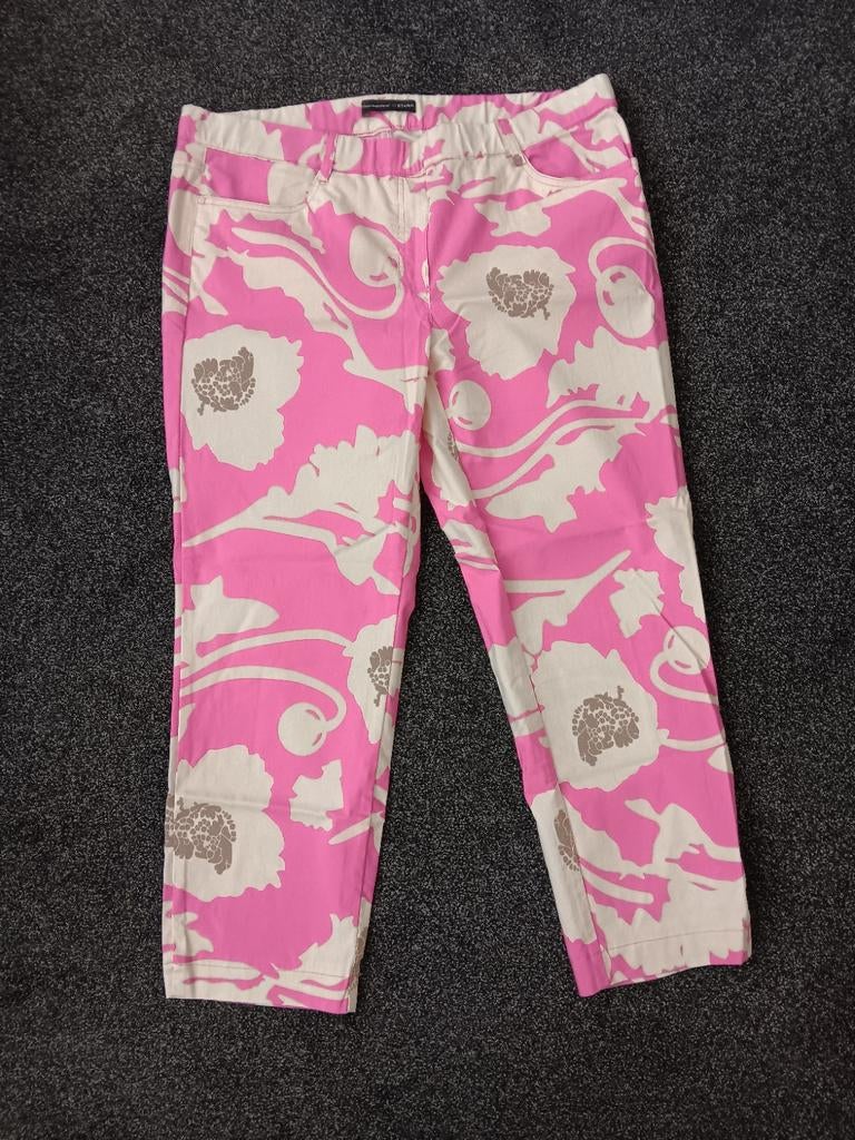 Te Koop: STARK Capri,  mt 46. NIEUW!  (J-03)., Kleding | Dames, Broeken en Pantalons, Stark, Maat 46/48 (XL) of groter, Nieuw