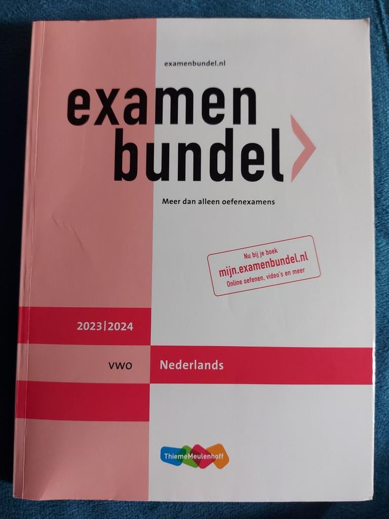 Examenbundel VWO Nederlands 2023-2024, ThiemeMeulenhoff, Ophalen of Verzenden, Zo goed als nieuw, Alpha