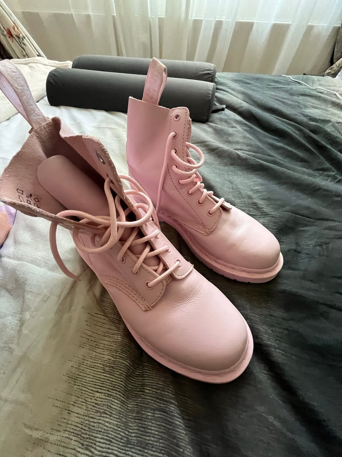 T.e.a.b. Dr. Martens Roze Leren Laarzen - Maat 40, Lage of Enkellaarzen, Ophalen of Verzenden, Zo goed als nieuw, Roze