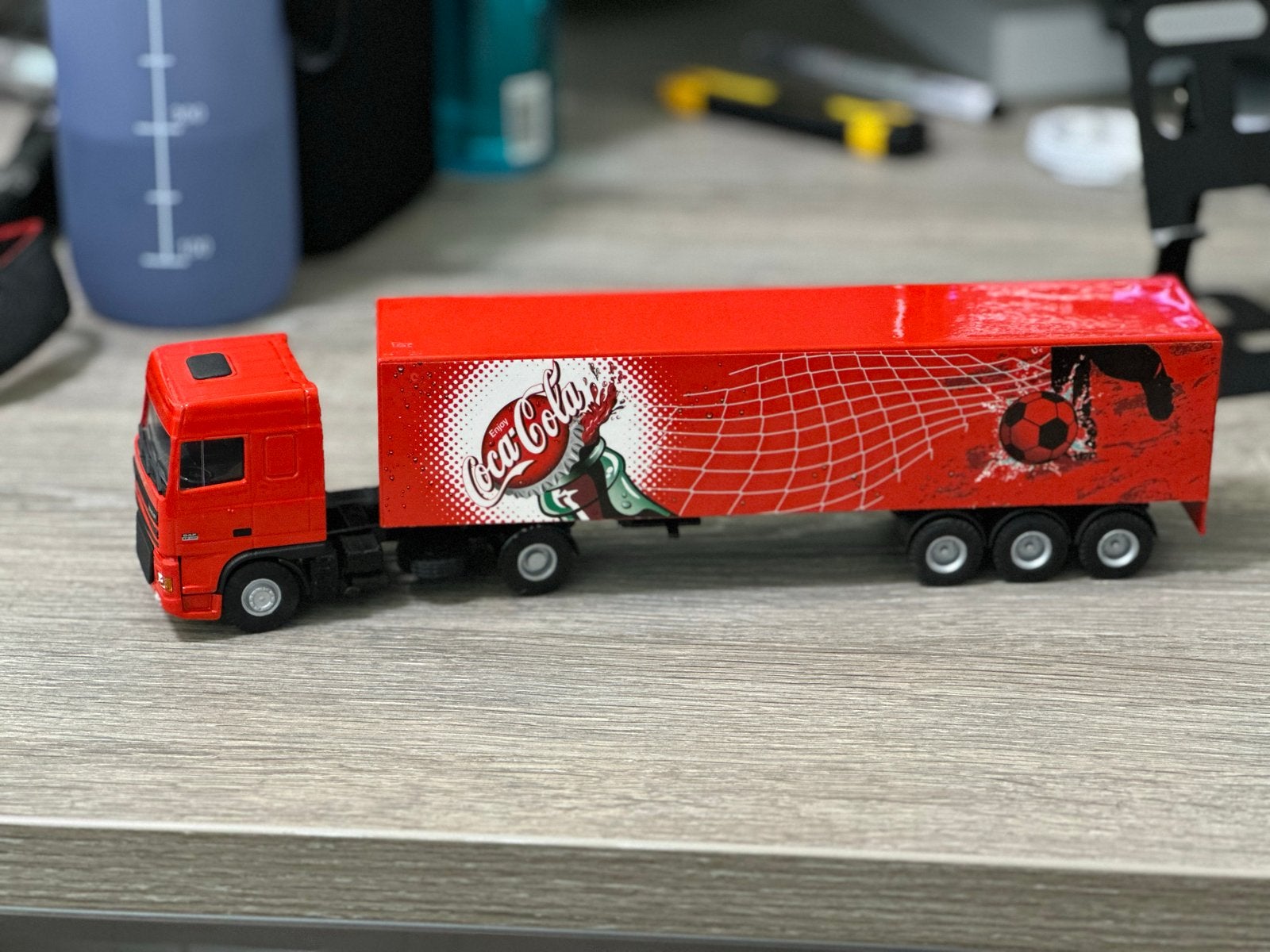Lion Car DAF 95XF Coca-Cola vrachtwagen model, Ophalen of Verzenden, Zo goed als nieuw