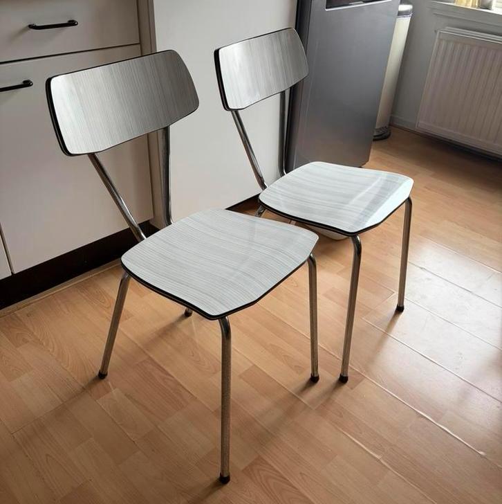 Vintage eetkamerstoelen set, Ophalen, Zo goed als nieuw, Grijs