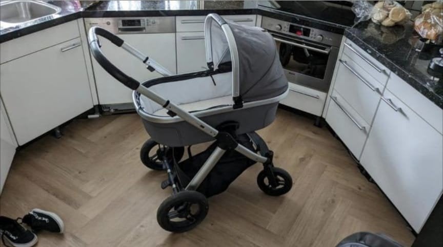 3 in 1 kinderwagen., Ophalen, Zo goed als nieuw, Mutsy