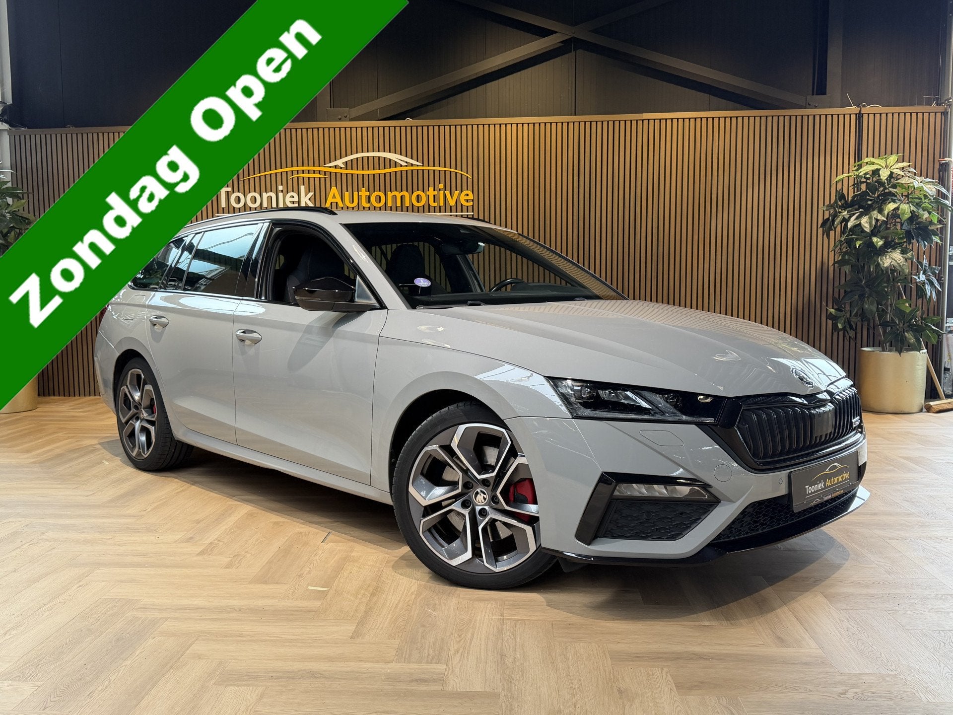 Skoda Octavia Combi 2.0 TSI iV RS panoramadak | voorzien van, Auto's, 15 km/l, Gebruikt, 4 cilinders, 1600 kg