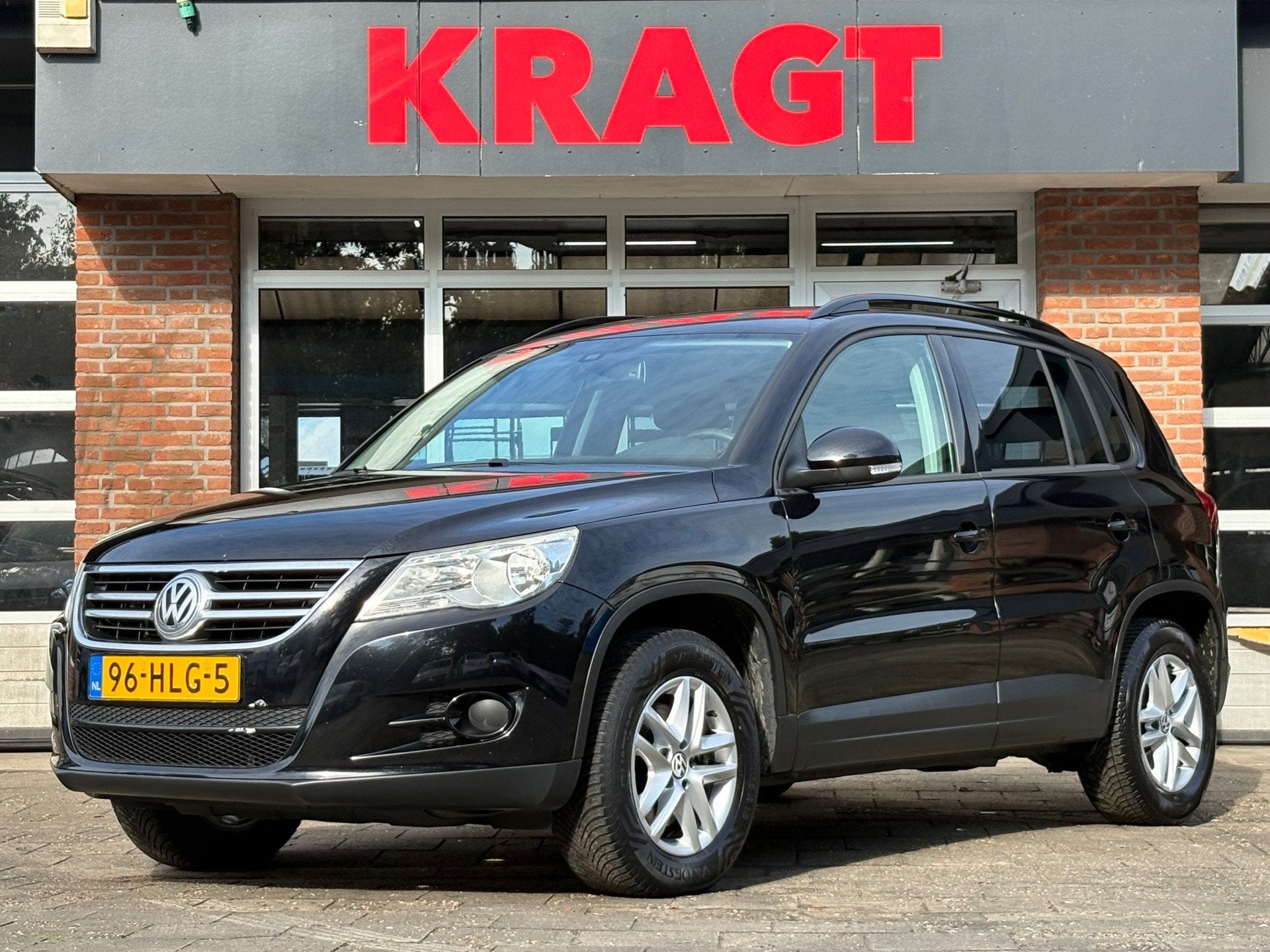 Volkswagen Tiguan Comfort&Design 1.4 TSI 150 pk - 1.800 kg g, Auto's, Voorwielaandrijving, Euro 5, Stof, Zwart