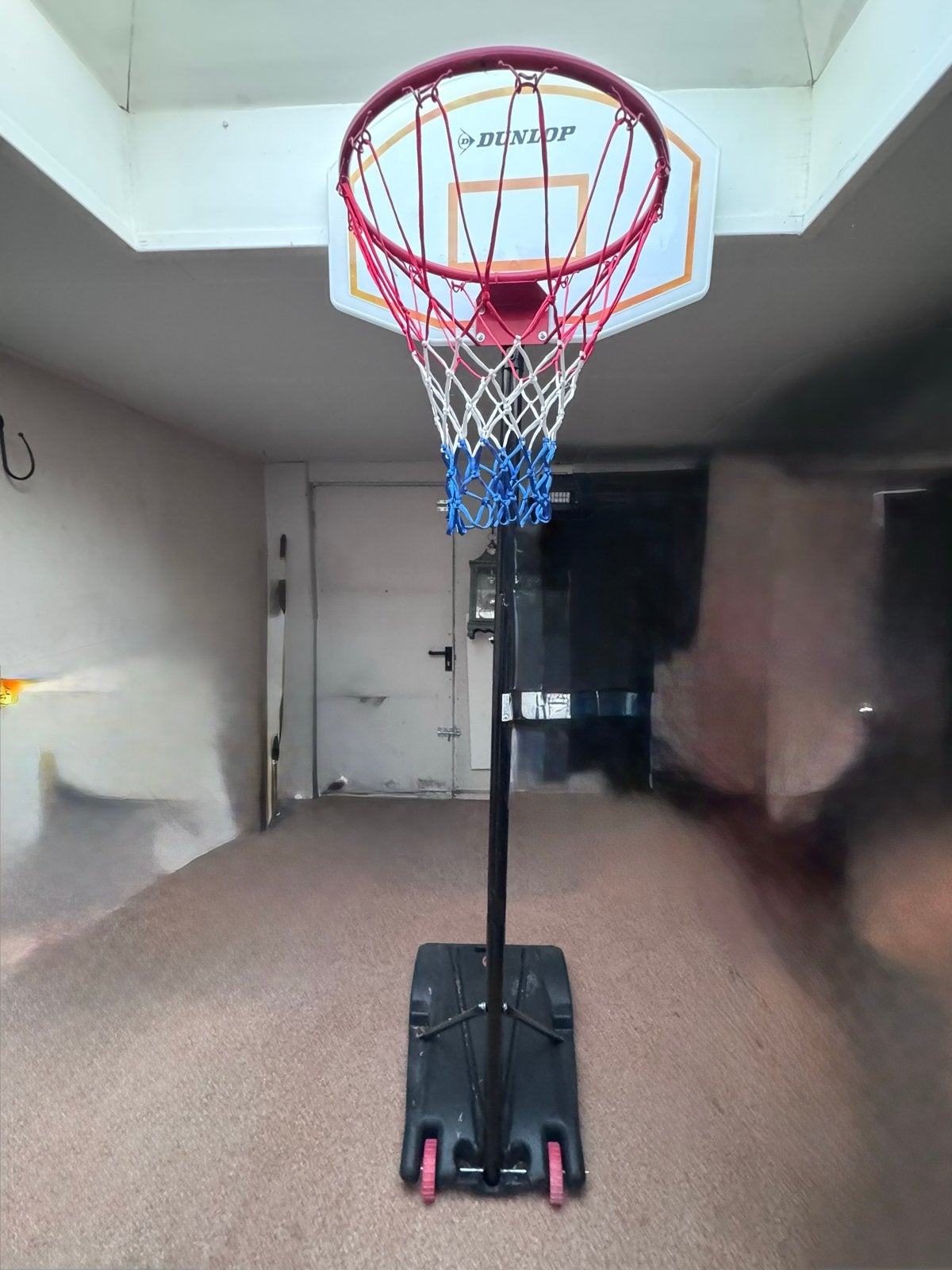 Dunlop verrijdbare basketbalpaal met bord en ring, Sport en Fitness, Basketbal, Ophalen, Zo goed als nieuw, Ring, Bord of Paal