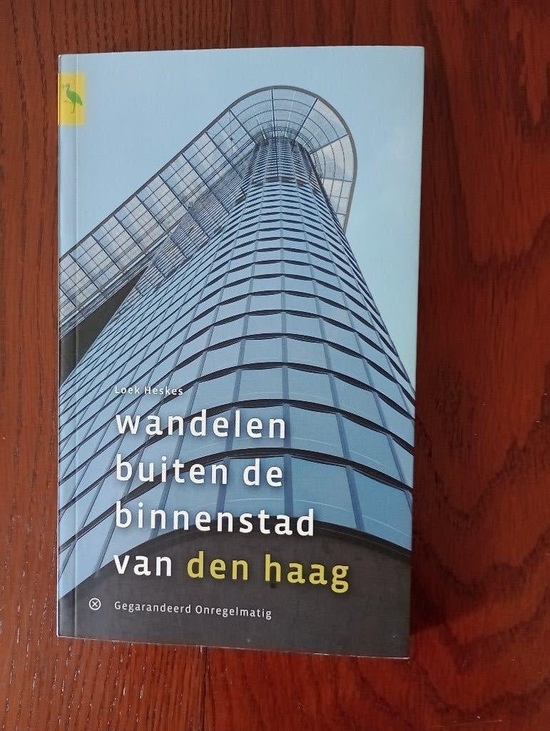 Wandelen buiten de binnenstad van Den Haag NIEUW, 20e eeuw of later, Nieuw, Ophalen of Verzenden, Loek Heskes