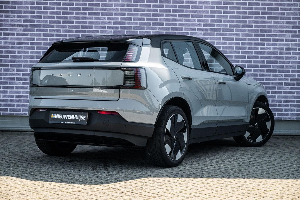 Volvo EX30 Single Motor Extended Range Plus 69 kWh | Climate, Auto's, Volvo, Automaat, Achterwielaandrijving, Gebruikt, Leder en Stof