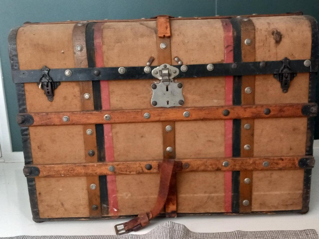 Antieke hutkoffer / scheepskist / dekenkist., Huis en Inrichting, Woonaccessoires | Kisten, 50 – 75, Gebruikt, 50 tot 100 cm, Ophalen of Verzenden