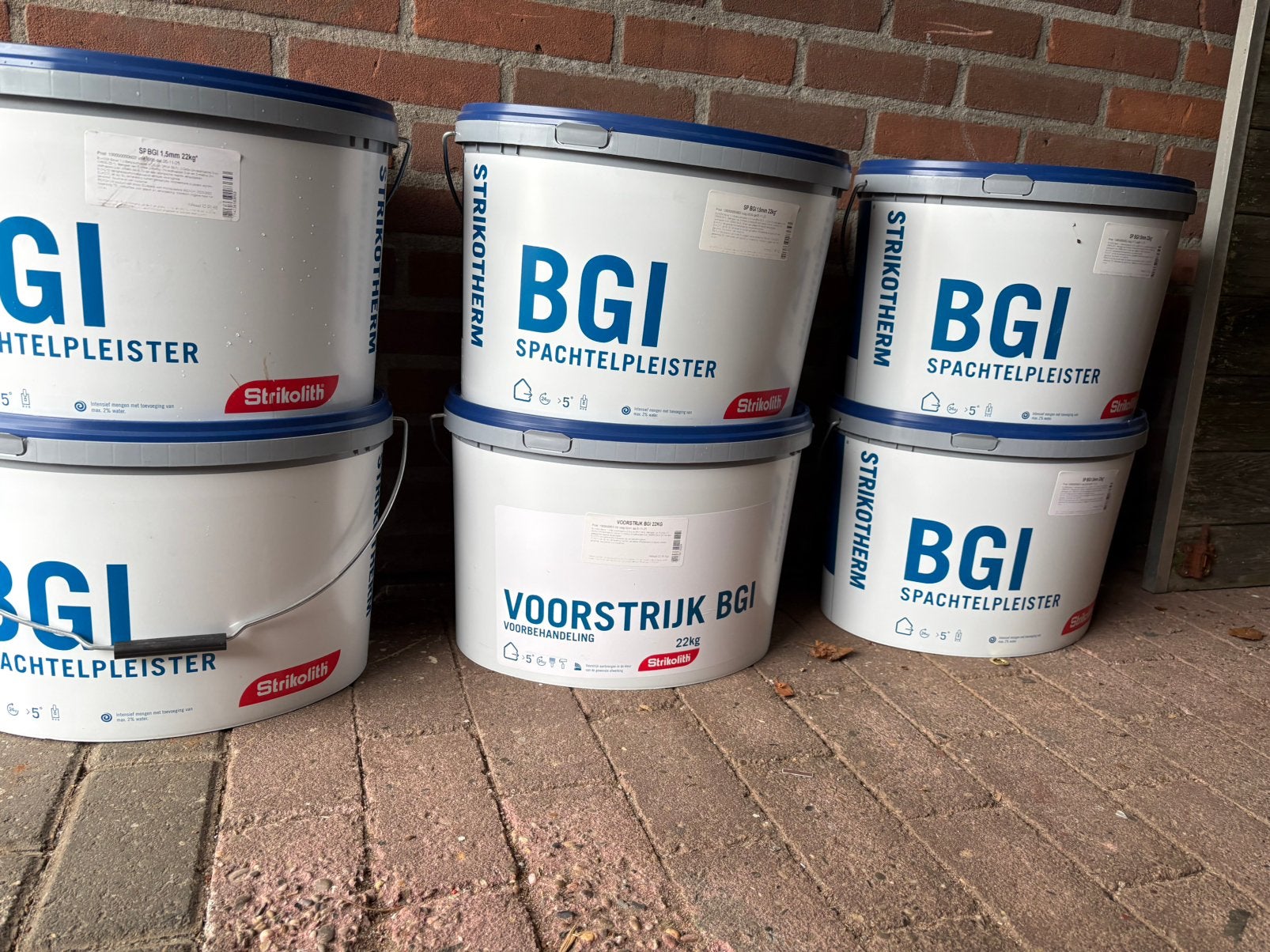 Strikolith spachtelpleister BGI ral 7005 (5 emmers à 22 kg), Doe-het-zelf en Verbouw, Verf, Beits en Lak, Ophalen, Nieuw, Wit
