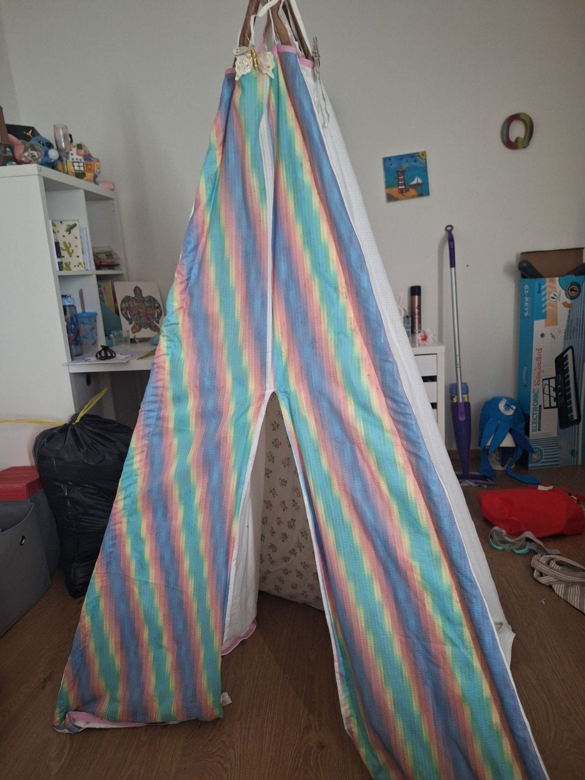 Leuke speel tipi tent voor kinderen, regenboogkleuren, Ophalen, Gebruikt