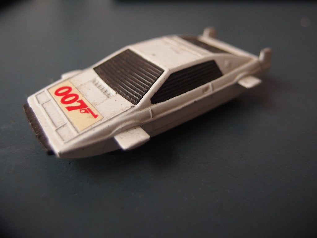 Corgi Toys Junior James Bond 007 Lotus Esprit (1977), Ophalen of Verzenden, Gebruikt, Auto